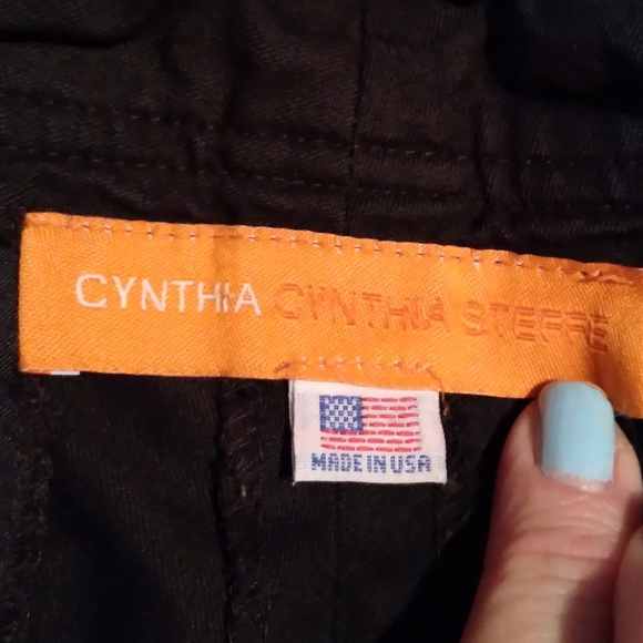 Women's Black Pants - Picture 4 of 6